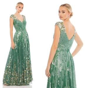 Mac Duggal Sage Green Floral Garden Sleeveless Deep V Beaded Gown 5223 Sz 10 NWT